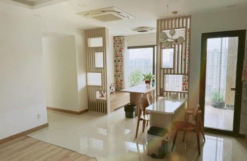 Phu My Hung Apartment | 江景如画