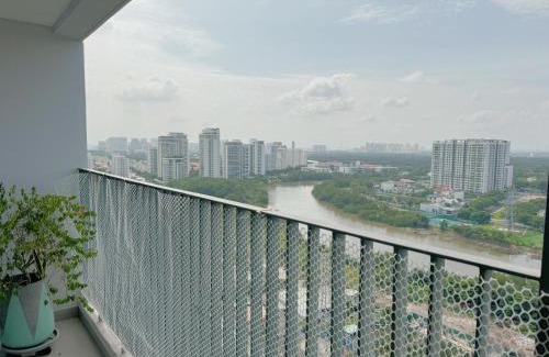 Phu My Hung Apartment | 江景如画