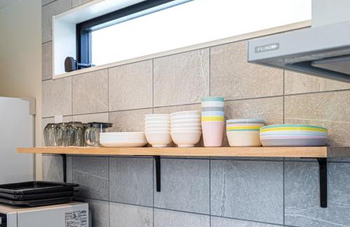 Hayama Villa | 海まで徒歩7分庭とデッキでくつろぐ大人葉山の上質ステイ