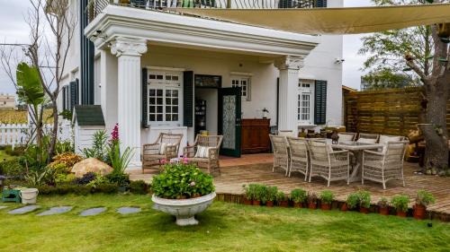 Jinning House | 海之風 玫瑰莊園 Sea&Wind Rose Manor