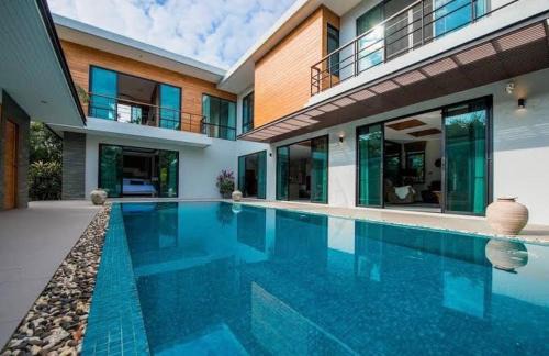 Chiang Mai Villa | 清迈奢华湖景泳池别墅豪宅5卧室轰趴团建五星级别墅民宿