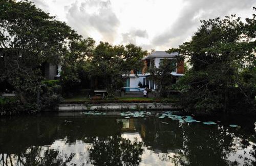 Chiang Mai Villa | 清迈奢华湖景泳池别墅豪宅5卧室轰趴团建五星级别墅民宿