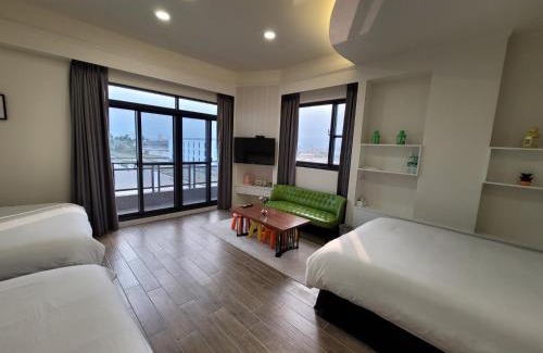 Wujie House | 渡小夜電梯民宿 Yilannight B&B