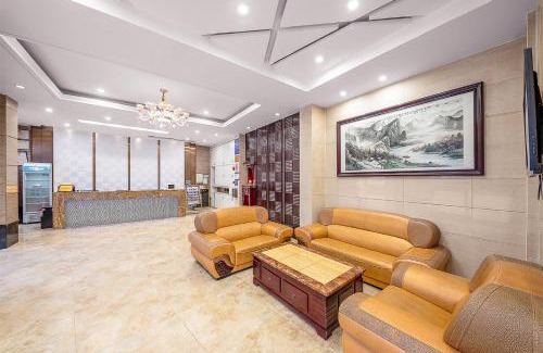 Huadu Hotel | 溢轩酒店