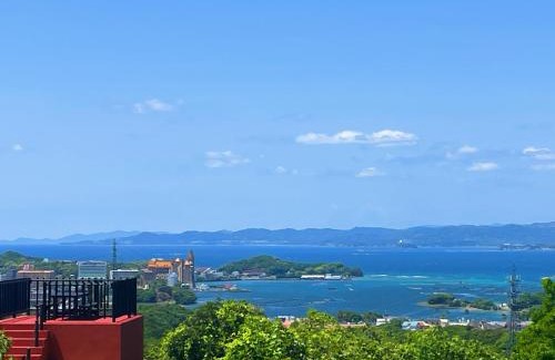 Shirahama House | 無料天然ファミリー温泉と専用炭火BBQスペース付貸切別荘 Green House