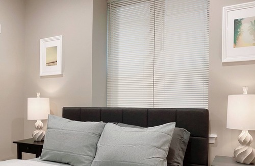 Logan Square Apartment | 特濃情 | Torrontes 1 BR/1 BA at City Hall