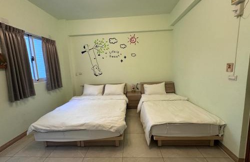 Qieding District House | 興達港民宿Xingda Port Homestay