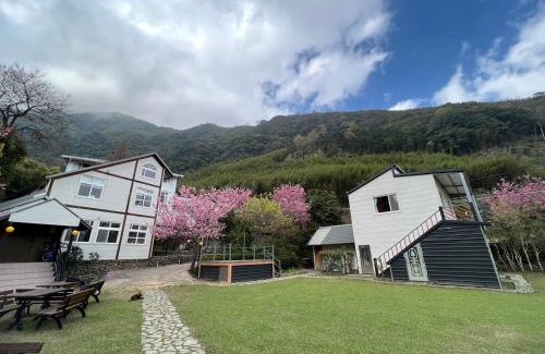 Wufeng House | 迦南山莊