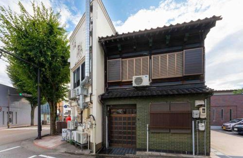 Kanazawa Apartment | 金沢駅から徒歩5分!一軒家貸し切り