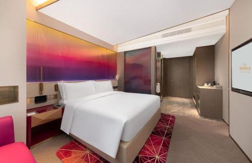 Chenghua Hotel | 金科金雅酒店成都建设路东郊记忆店