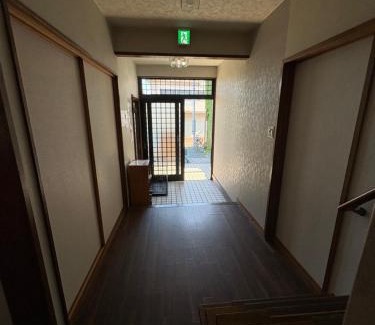 Imazu House | 高島市一棟貸切 グループファミリーok Biwa Lake琵琶湖 徒歩10分 大人数でご利用だとお得連泊がお得BBQ可能自転車麻雀卓無料利用可