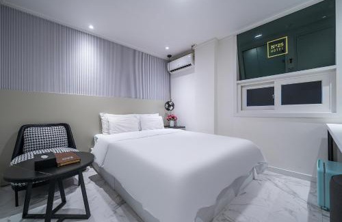 Gil-dong Hotel | 넘버25호텔 길동점