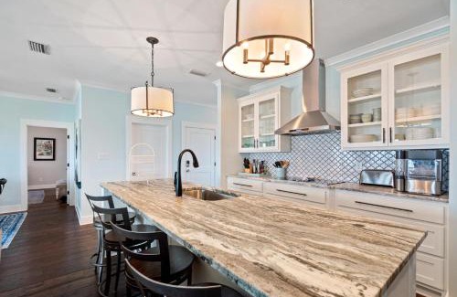 Dauphin Island House | 006 Salty Kisses