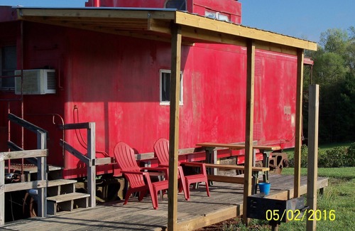 Fancy Gap Cabin | #042 - Authentic Railroad Cabooses And Depot Just Off The Blue Ridge Parkway