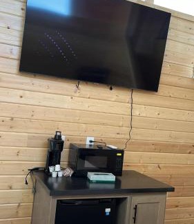 Valle Ski Chalet | 063A Brand New Cozy Cabin with Loft & King bed near Grand Canyon South Rim