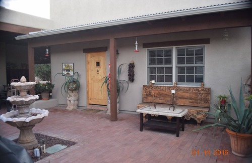 Richland Heights East House | 1/2 mile from large bike/walk path and 3 miles from the U of A