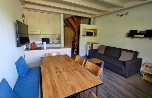 Savognin Apartment | 1.5 room apartment for 1 - 6 people with a view of the village of Savognin