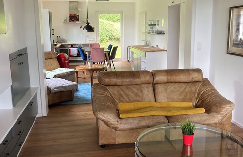 Spangenberg Apartment | 1 - 5 room vacation apartment and guest room 0152-07529212