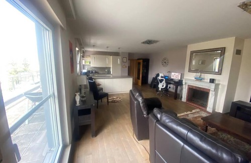 Bridel Apartment | 1 (94m2) bedroom penthouse in Bridel