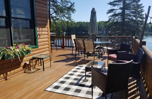 Freedom House | 1 AUGUST 2025 WEEK AVAILABLE! Ossipee Lake house-sandy beach & panoramic views!