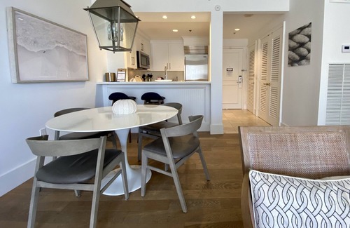 Key Biscayne House | 1 Bdrm Ocean view Res. Suite w balcony, located at The Ritz, in Key Biscayne