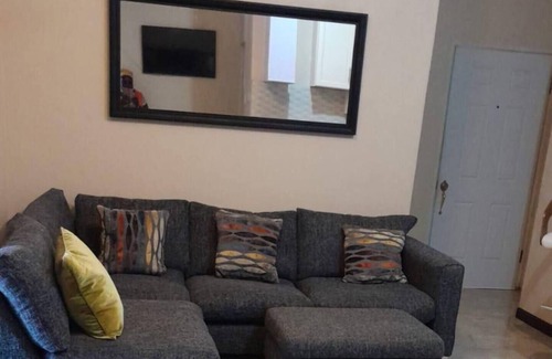 Hope Bay Apartment | 1-Bed Apartment in St Margrets Bay