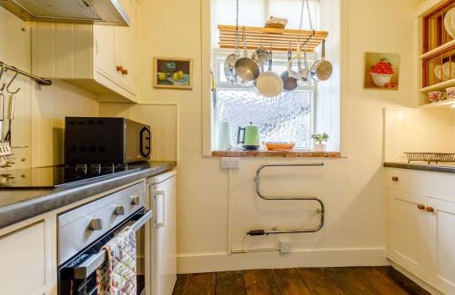 Cleobury Mortimer House | 1 Bed in Cleobury Mortimer 82957