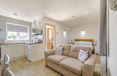 Howlett End House | 1 Bed in Great Sampford oc-f32653