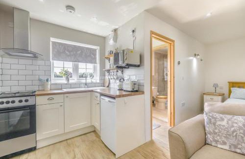 Howlett End House | 1 Bed in Great Sampford oc-f32653