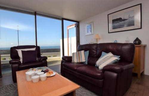 Westleigh Apartment | 1 bed in Westward Ho 61767
