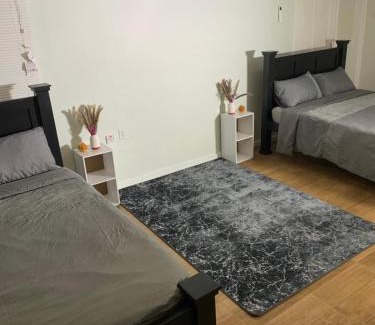 Georgetown House | 1 Bed Villa - Sleeps 4 - Pool - Parking - Wifi