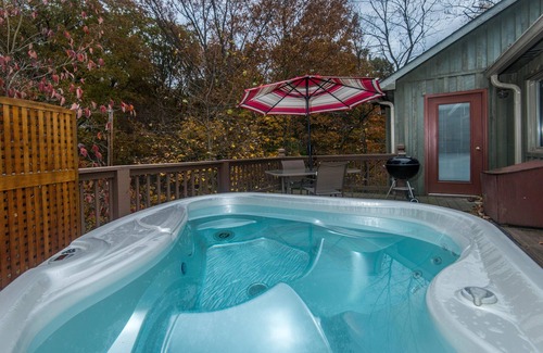 Nashville Cottage | 1 bedroom, 1 bath cottage