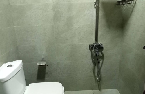 Ibbanwala House | 1 Bedroom, 1 Bath spacious studio for 12 dollars per day excluding electricity.