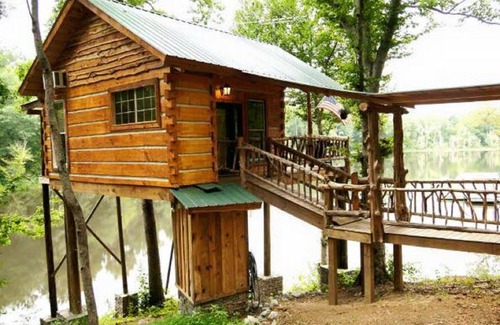 Jackson Cabin | 1 BEDROOM 1 BATH, TREE-CABIN BY A 20 ACRE PRIVATE LAKE