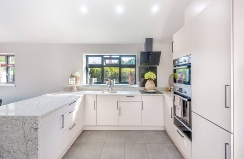 Coton in the Elms Cottage | 1 bedroom accommodation in Meriden, near Coventry