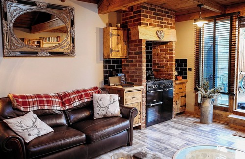 Belton Cottage | 1 bedroom accommodation in Belton, near Great Yarmouth