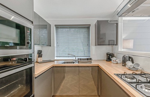 Freehay Ski Chalet | 1 bedroom accommodation in Freehay, Cheadle