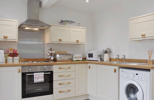 Lyminster Cottage | 1 bedroom accommodation in Lyminster, near Littlehampton