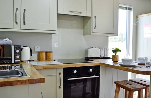 Blairgowrie Cottage | 1 bedroom accommodation in Kirkmichael, near Blairgowrie