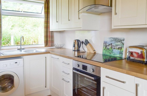 Colbost Cottage | 1 bedroom accommodation in Husabost, Isle of Skye