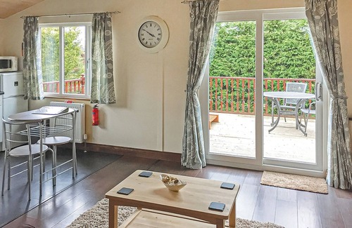 Scawton Ski Chalet | 1 bedroom accommodation in Easingwold