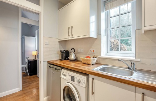 Upper Dicker Cottage | 1 bedroom accommodation in Heathfield