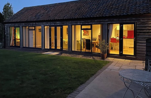 Moorlinch Cottage | 1 bedroom accommodation in Moorlinch, near Bridgwater