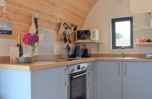 Chathill Cottage | 1 bedroom accommodation in Tynely, near Embleton