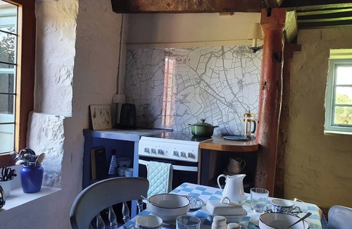 Muchelney Cottage | 1 bedroom accommodation in Midelney