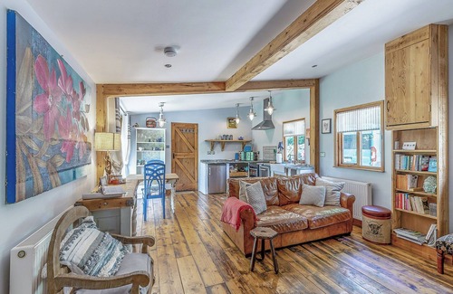 Ashford Cottage | 1 bedroom accommodation in Pluckley, near Ashford