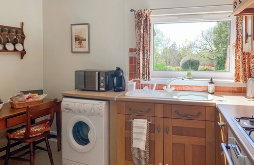 Balfron Cottage | 1 bedroom accommodation in Balfron, near Drymen Loch Lomond & The Trossachs