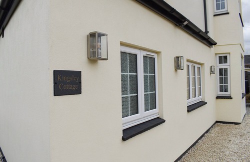 Darenth Cottage | 1 bedroom accommodation in Hawley