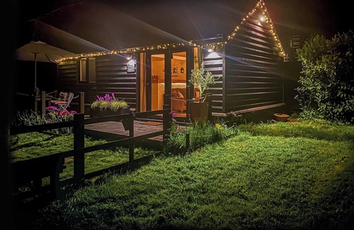 Diss Cottage | 1 bedroom accommodation in Hoxne, near Eye