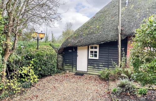 New Forest District Cottage | 1 bedroom accommodation in Burgate, near Fordingbridge